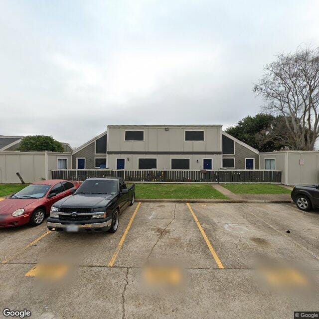 Photo of HUNTINGTON APT HOMES. Affordable housing located at 6300 DUMFRIES DR HOUSTON, TX 77096