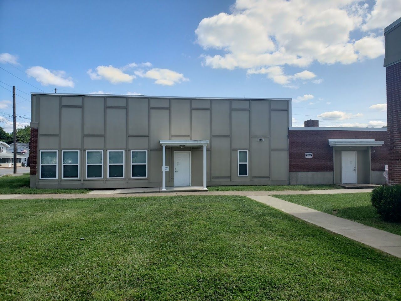 Photo of WOODLEIGH HOMES. Affordable housing located at FOREST AVENUE MAYSVILLE, KY 41056