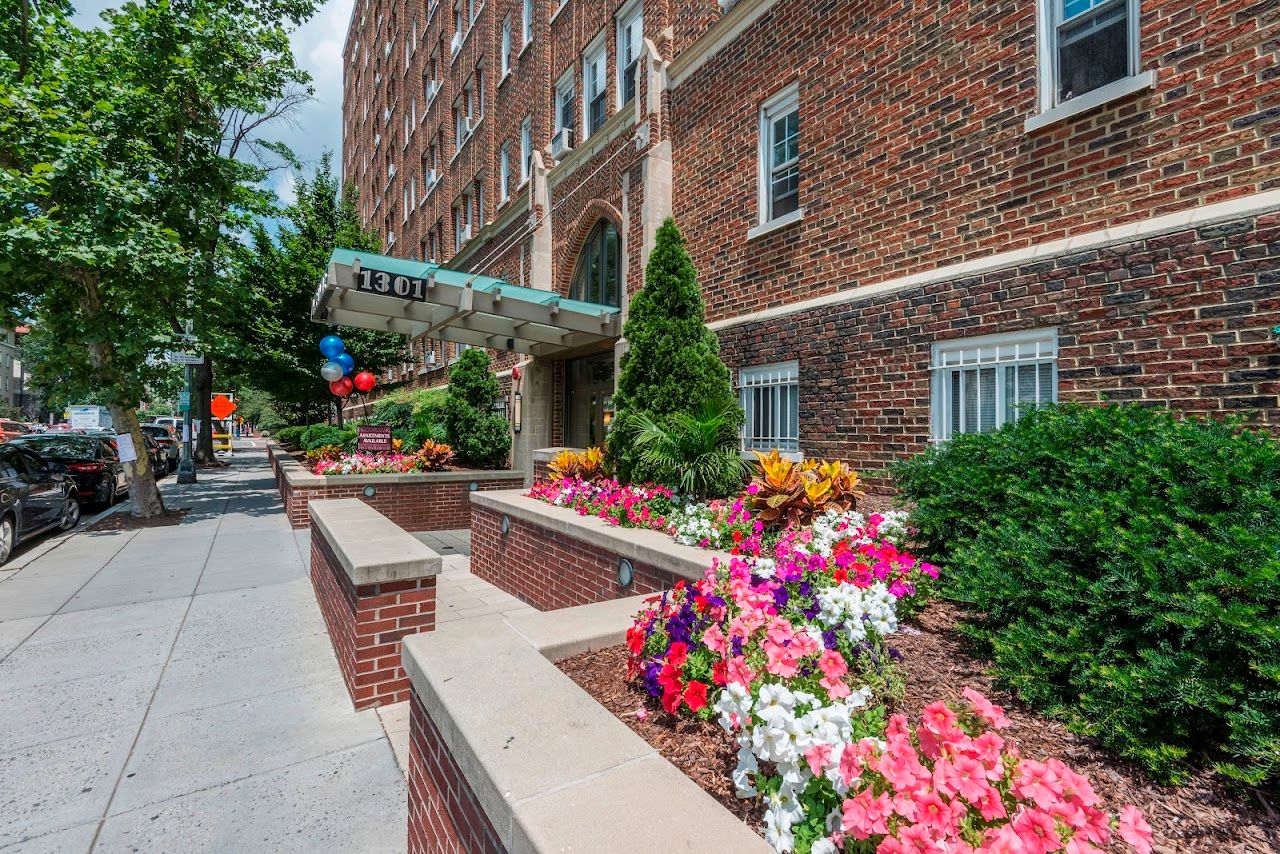 Photo of Miramar Apartments. Affordable housing located at 1301 15th St NW Washington, DC 20005