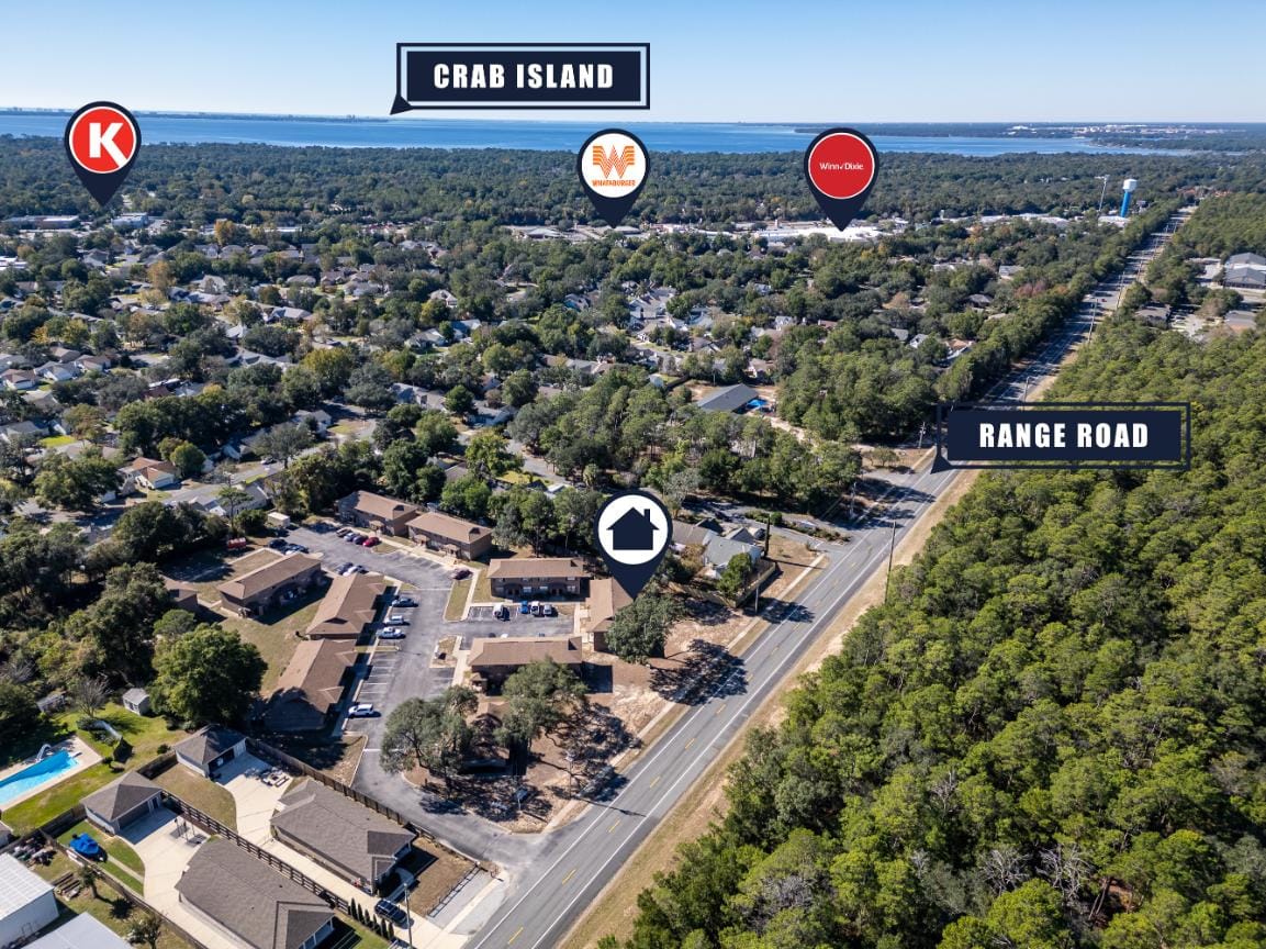 Photo of Emerald Cove East at 4600 Range Rd Niceville, FL 32578