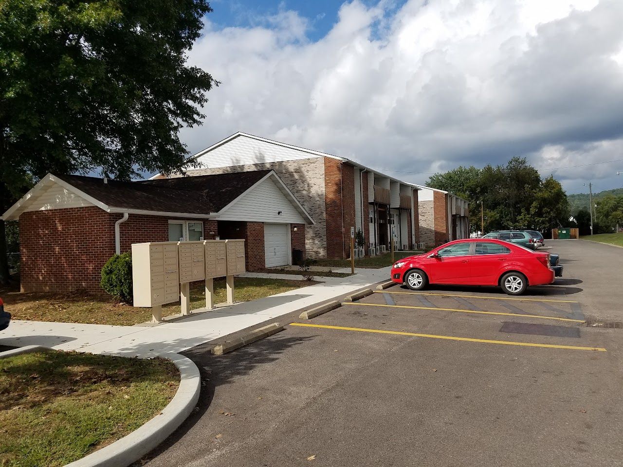 Photo of MAPLEWOOD II APARTMENTS at 1 - 87 SARGENT SQUARE POCA, WV 25311