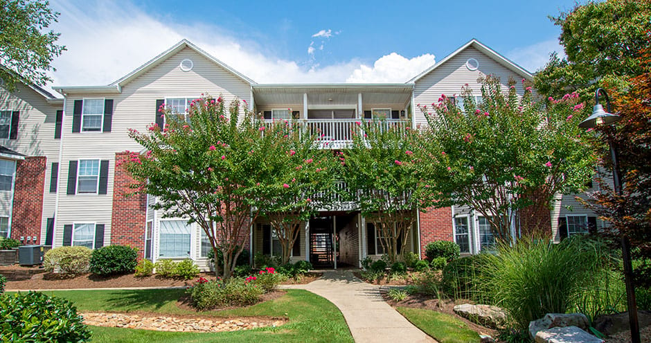 Photo of COURTYARD AT MAPLE. Affordable housing located at 55 MAPLE ST NW ATLANTA, GA 30314