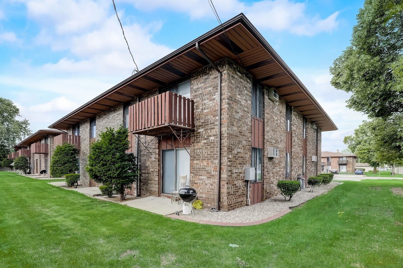 Photo of 2124 Camelot Ct. Affordable housing located at 2124 Camelot Ct Appleton, WI 54915