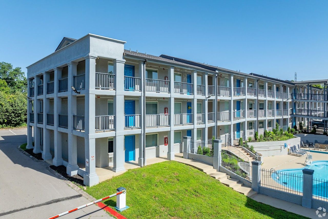 Photo of Atrium Flats at 2425 Atrium Way Nashville, TN 37214