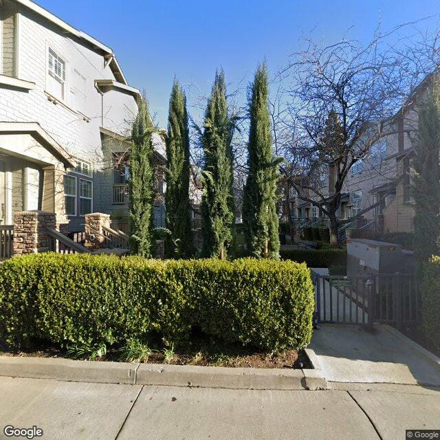 Photo of WASHINGTON SQUARE III. Affordable housing located at 410 TENTH ST SACRAMENTO, CA 95814