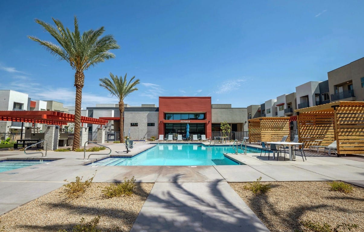 Photo of VISTA RIDGE. Affordable housing located at 2050 W SOUTHERN AVENUE PHOENIX, AZ 85041