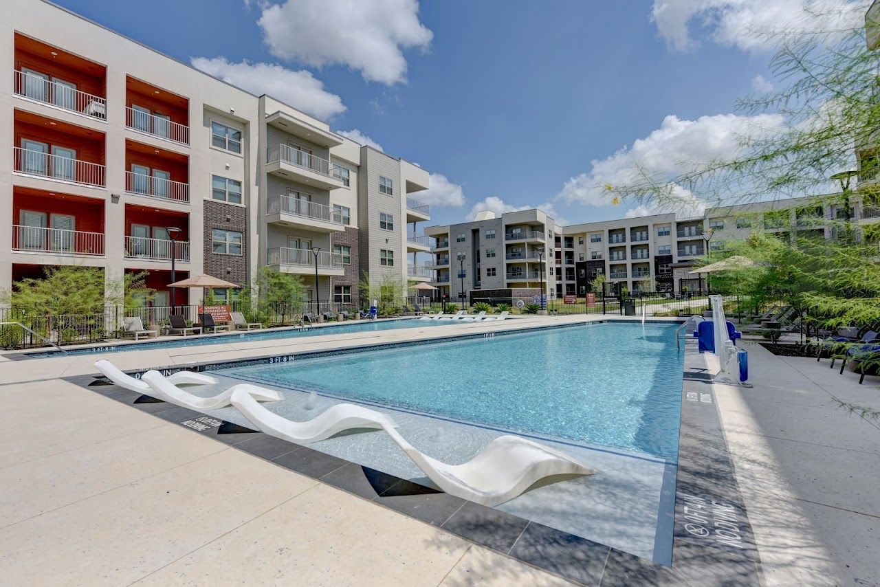 Photo of Cantarra. Affordable housing located at 2700 E Howard Ln Manor, TX 78653