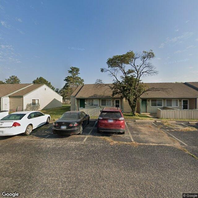 Photo of Woodlawn Apartments at 815 N Woodlawn St Wellington, KS 67152