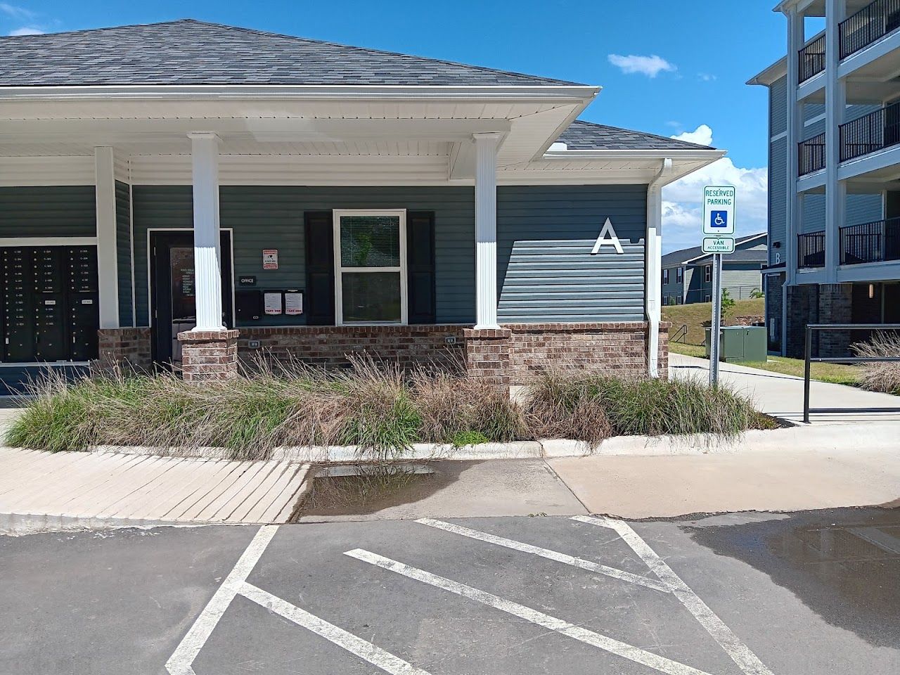Photo of Rock Ridge Pointe at 4010 S Shackleford Rd Little Rock, AR 72204