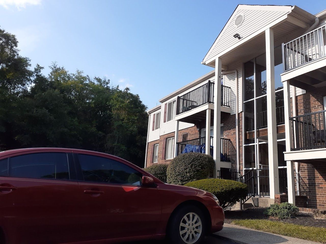 Photo of Oakwood Apartments at 1922 Oakbrook Pl Milford, OH 45150