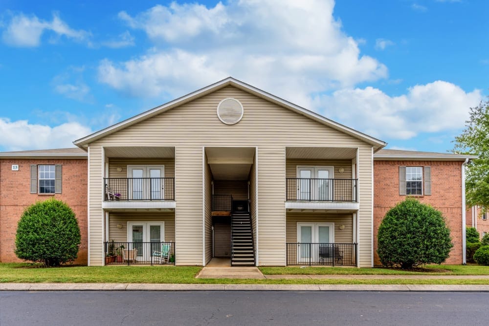 Photo of PARK TRAIL APTS at 1601 GREEN LN SHELBYVILLE, TN 37160