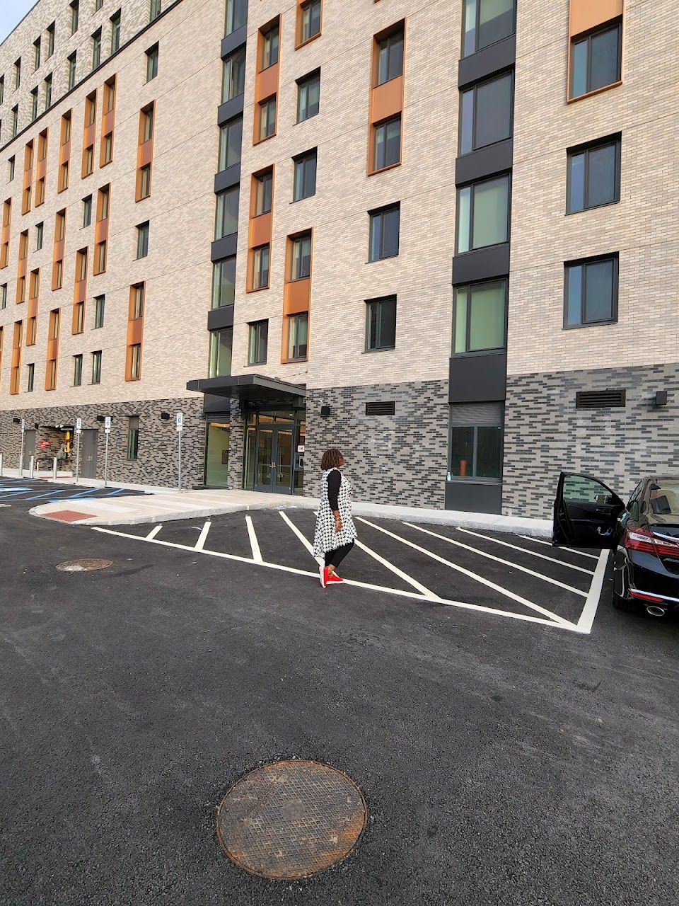 Photo of BROOKFIELD PHASE II OVERTURE at 141 SOUTH LEXINGTON AVENUE WHITE PLAINS, NY 10601