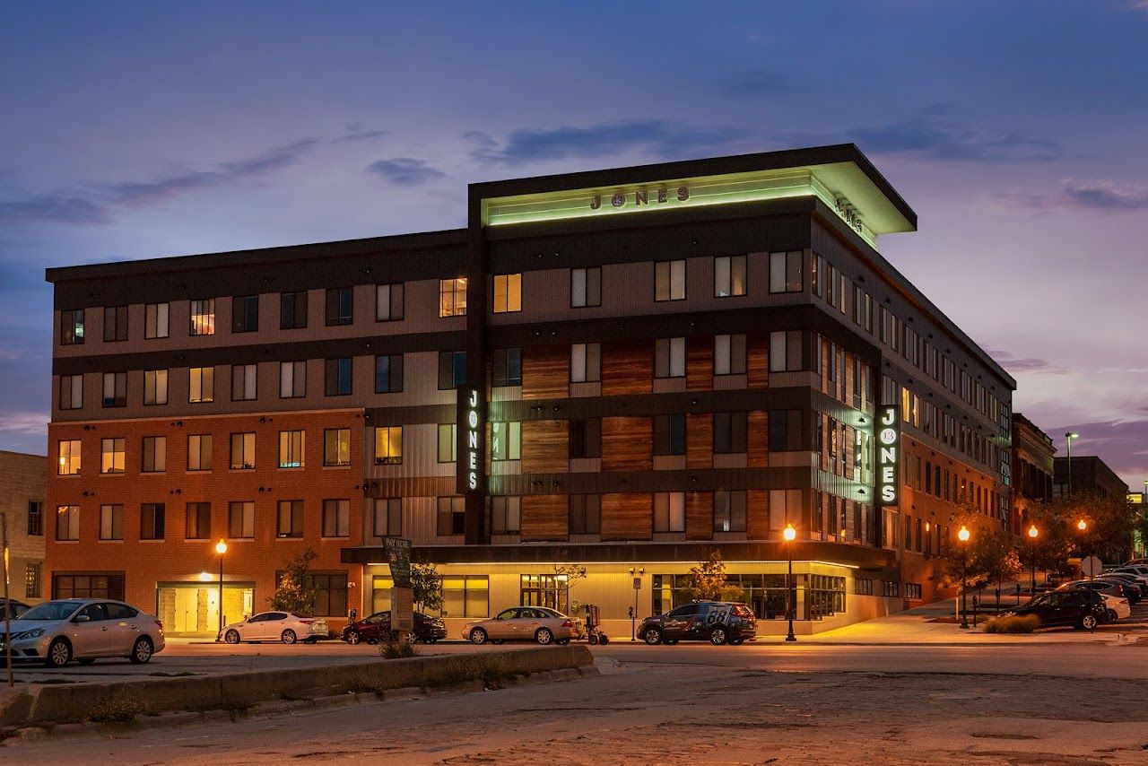 Photo of MILTON APTS at 1954 JONES ST OMAHA, NE 68102