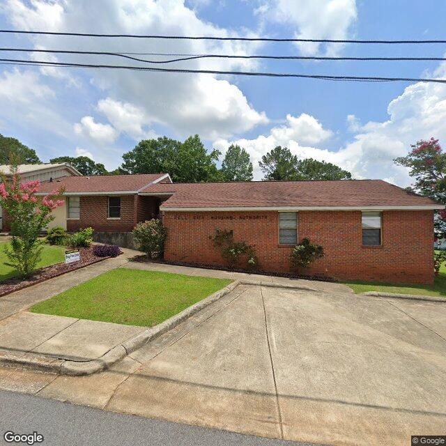 Photo of Pell City Housing Authority. Affordable housing located at 110 32ND Street N PELL CITY, AL 35125