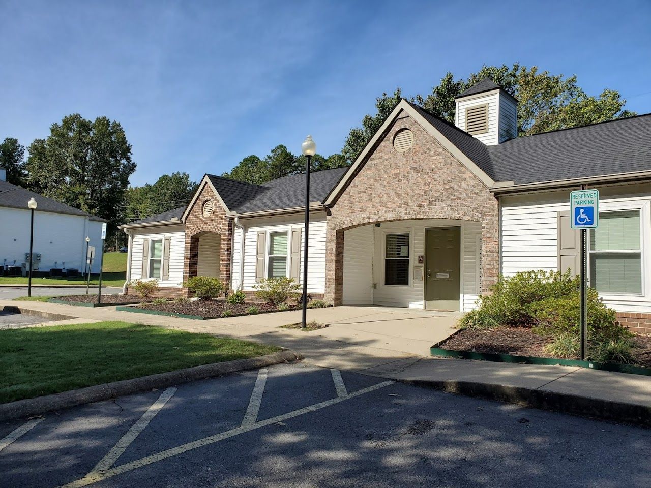 Photo of RIVER OAKS APARTMENTS at 3025 TWIN RIVERS DR ARKADELPHIA, AR 71923