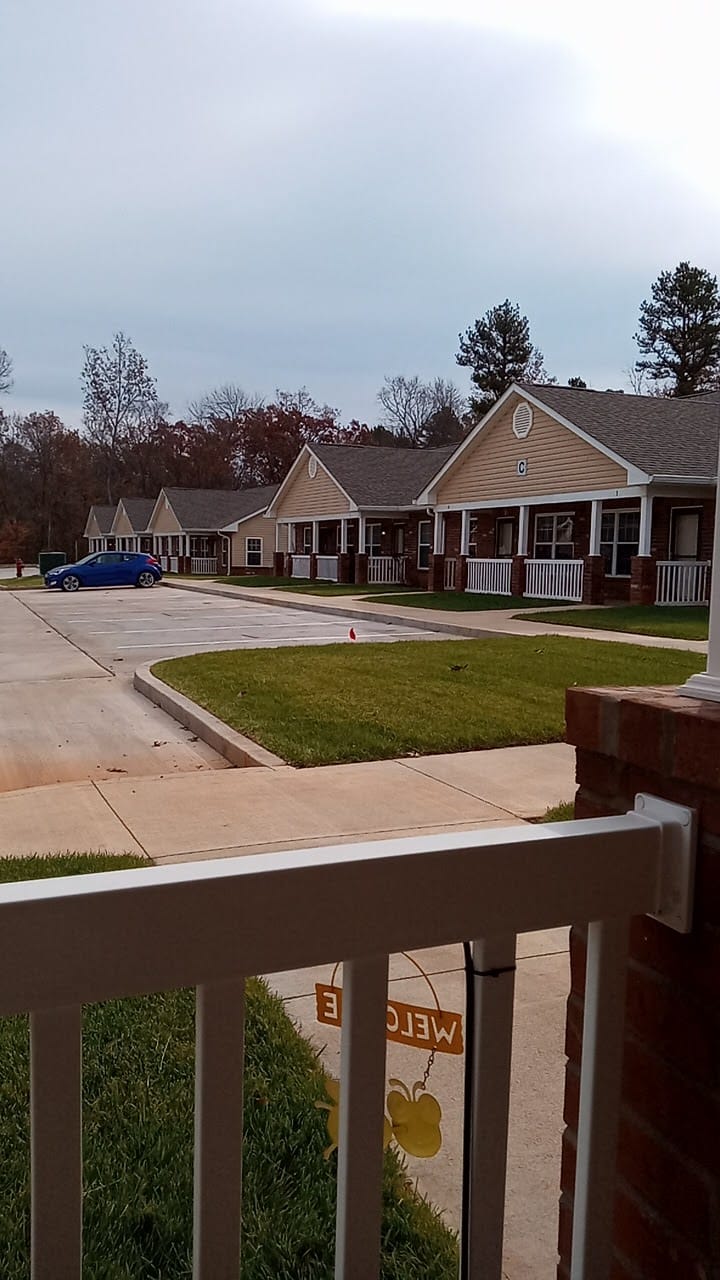 Photo of DIAMOND SENIOR APARTMENTS OF POTOSI at 305 GRIFFIN DRIVE POTOSI, MO 63660