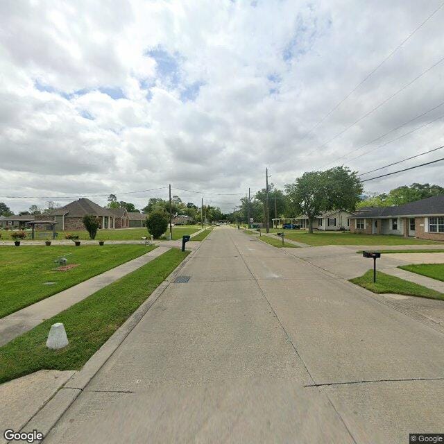 Photo of Benoit Townhomes. Affordable housing located at 5095 Big Lake Rd Lake Charles, LA 70605