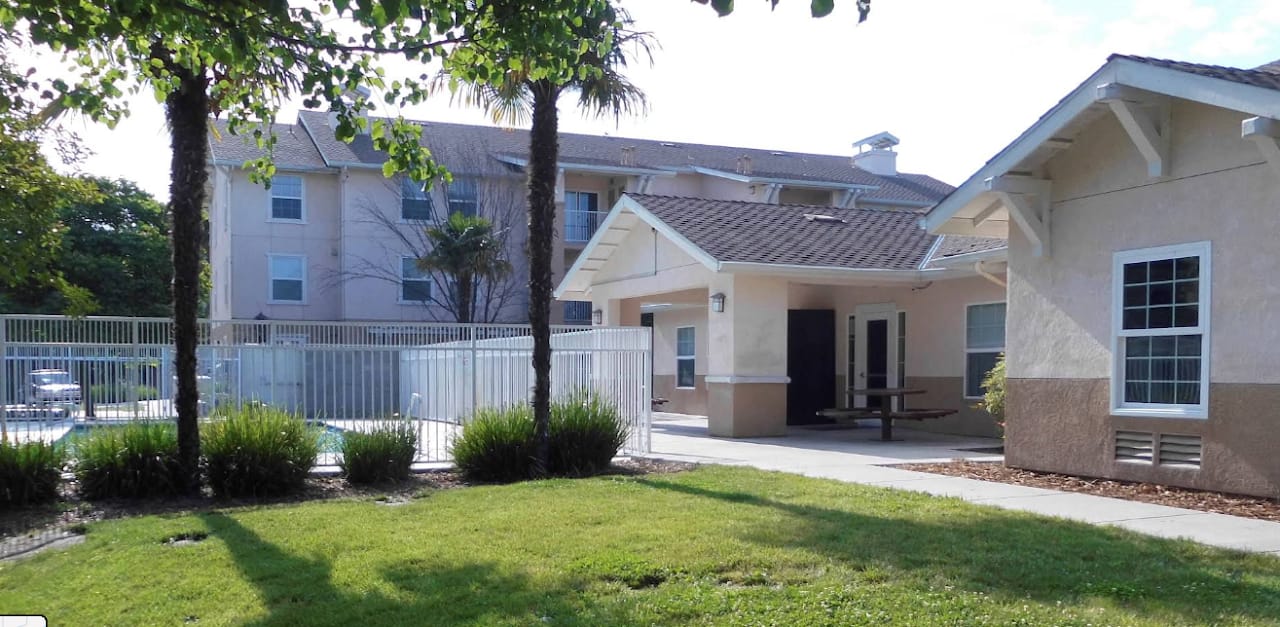 Photo of North Avenue at 999 North Ave Sacramento, CA 95838