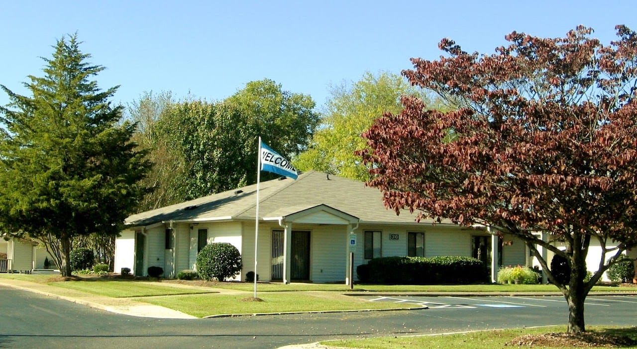 Photo of LISBON SQUARE APTS. Affordable housing located at 312 B LISBON ST CLINTON, NC 28328