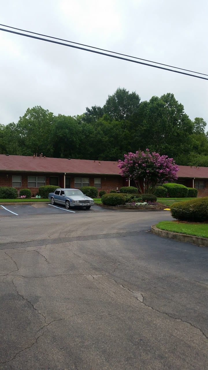 Photo of ROOSEVELT MANOR APTS. Affordable housing located at 5812 ELLINGTON ST BESSEMER, AL 