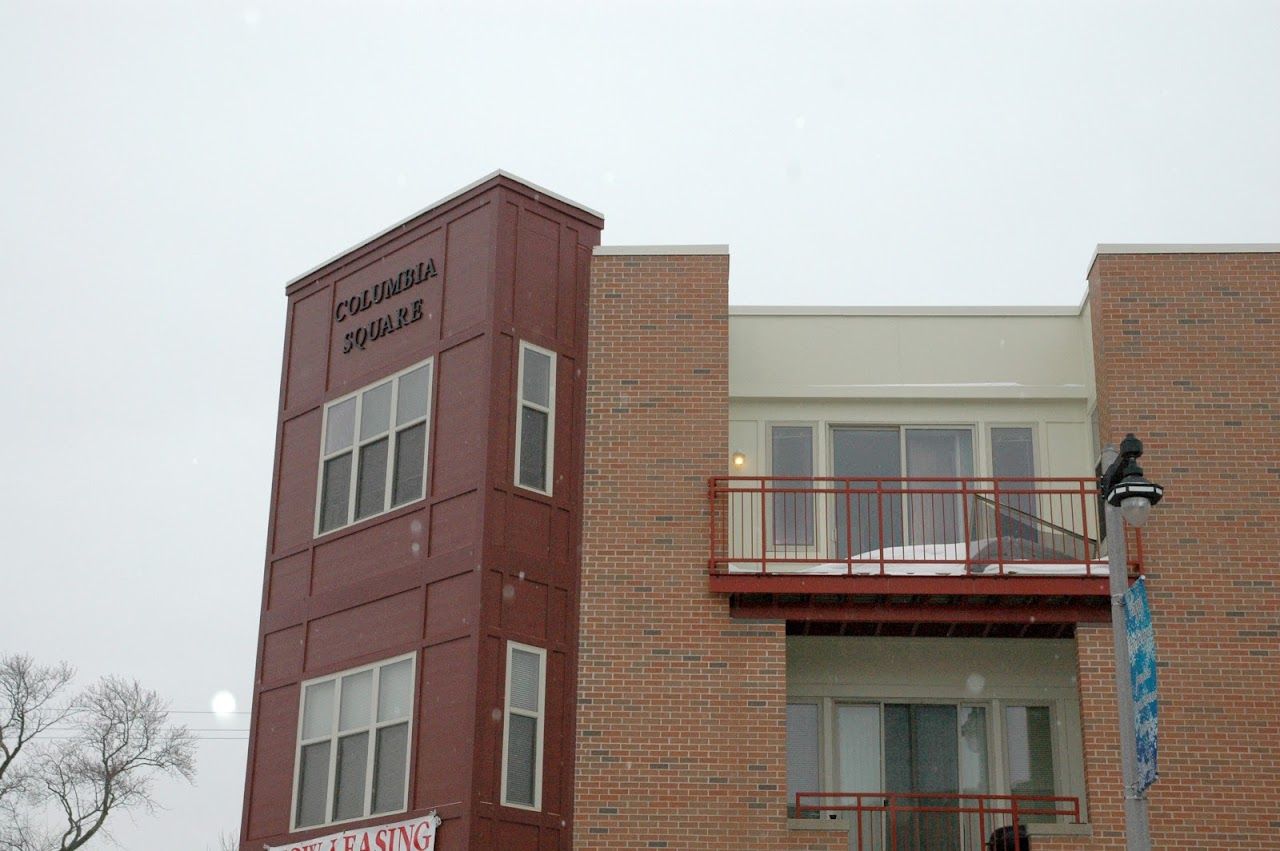 Photo of COLUMBIA SQUARE. Affordable housing located at 3333 W N AVE MILWAUKEE, WI 53208