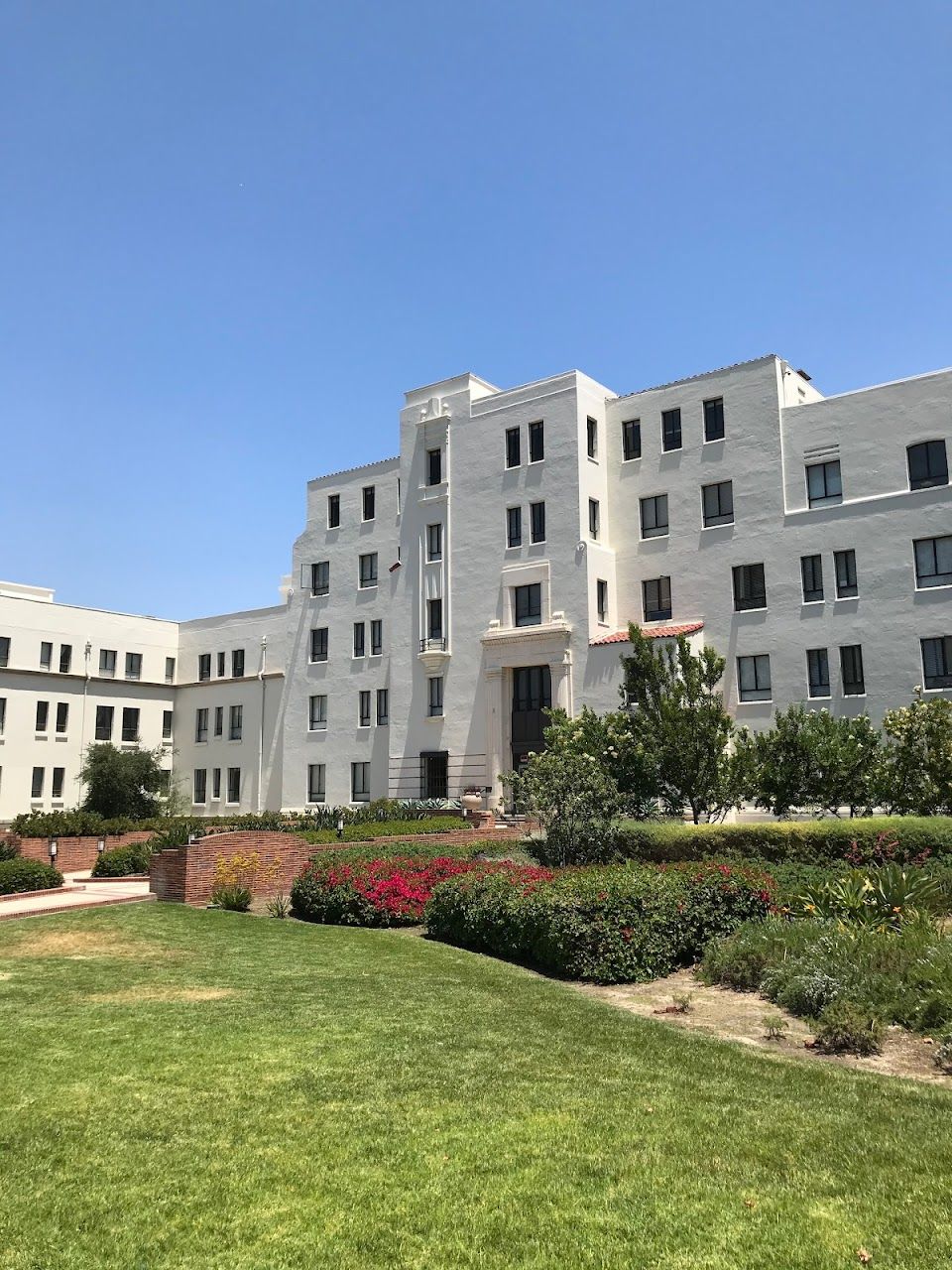 Photo of LINDA VISTA SENIOR APTS. Affordable housing located at 630 S ST LOUIS ST LOS ANGELES, CA 90023