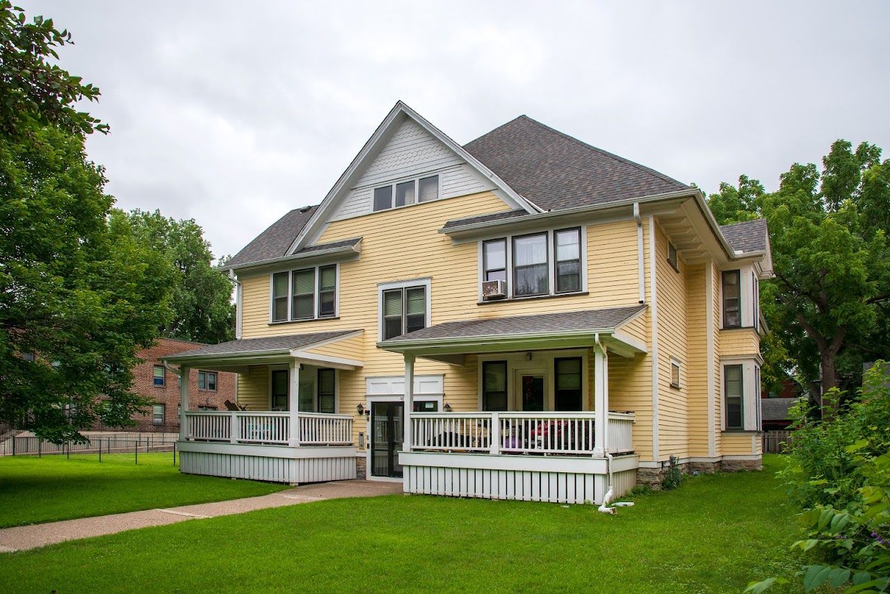 Photo of RAMSEY HILL APARTMENTS at 478 MARSHALL AVENUE SAINT PAUL, MN 55102