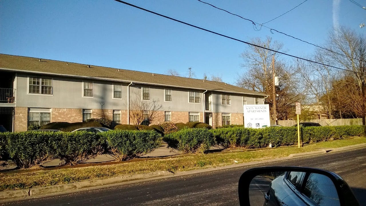 Photo of Katy Manor at 5360 5th St Katy, TX 77493