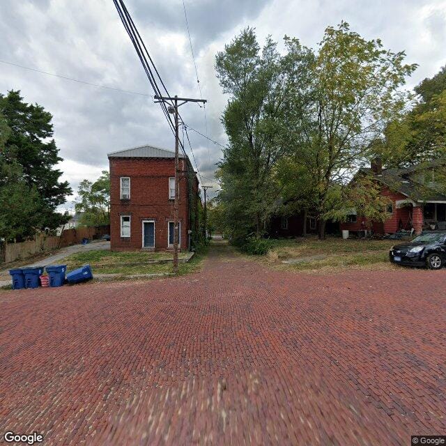 Photo of Humboldt Senior Apartments at 1028 E 6th St Alton, IL 62002