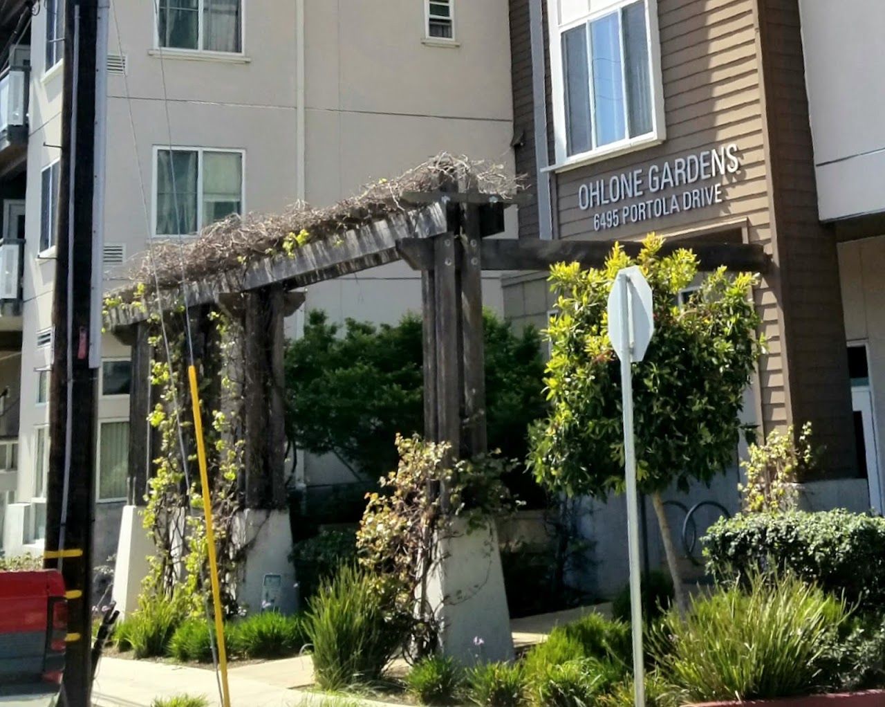 Photo of OHLONE GARDENS. Affordable housing located at 6495 PORTOLA DRIVE EL CERRITO, CA 94530