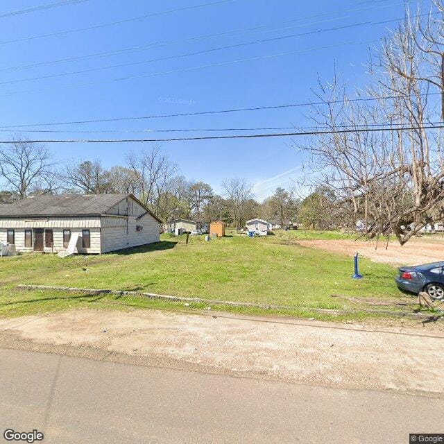 Photo of OSCAR BARLOW ESTATES. Affordable housing located at 210 JONES STREET CRENSHAW, MS 38621