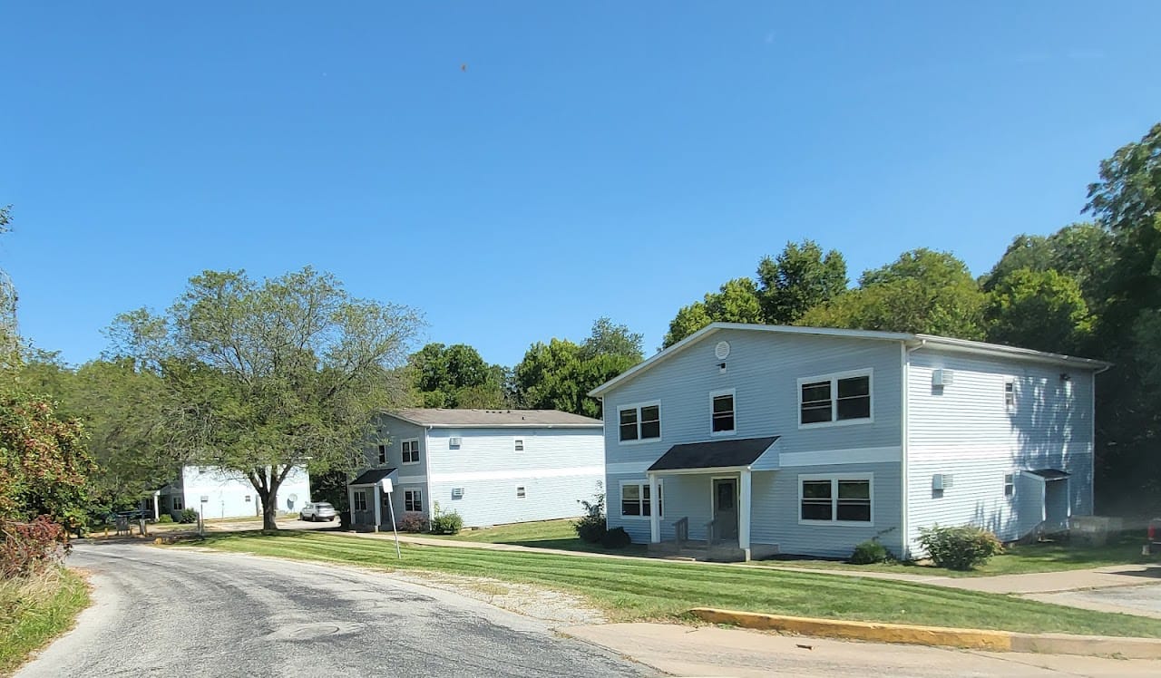 Photo of BROOKWOOD APTS at 1 BROOKWOOD MATHERVILLE, IL 