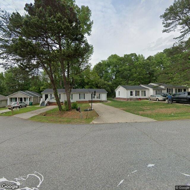 Photo of PWE 2609 + 2611 CENTRAL AVENUE. Affordable housing located at 2609 2611 CENTRAL AVENUE HIGH POINT, NC 27260