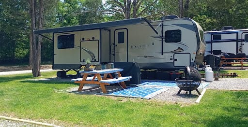 Photo of Spicer B Apartments. Affordable housing located at 196 Lakeview Dr Spicer, MN 56288