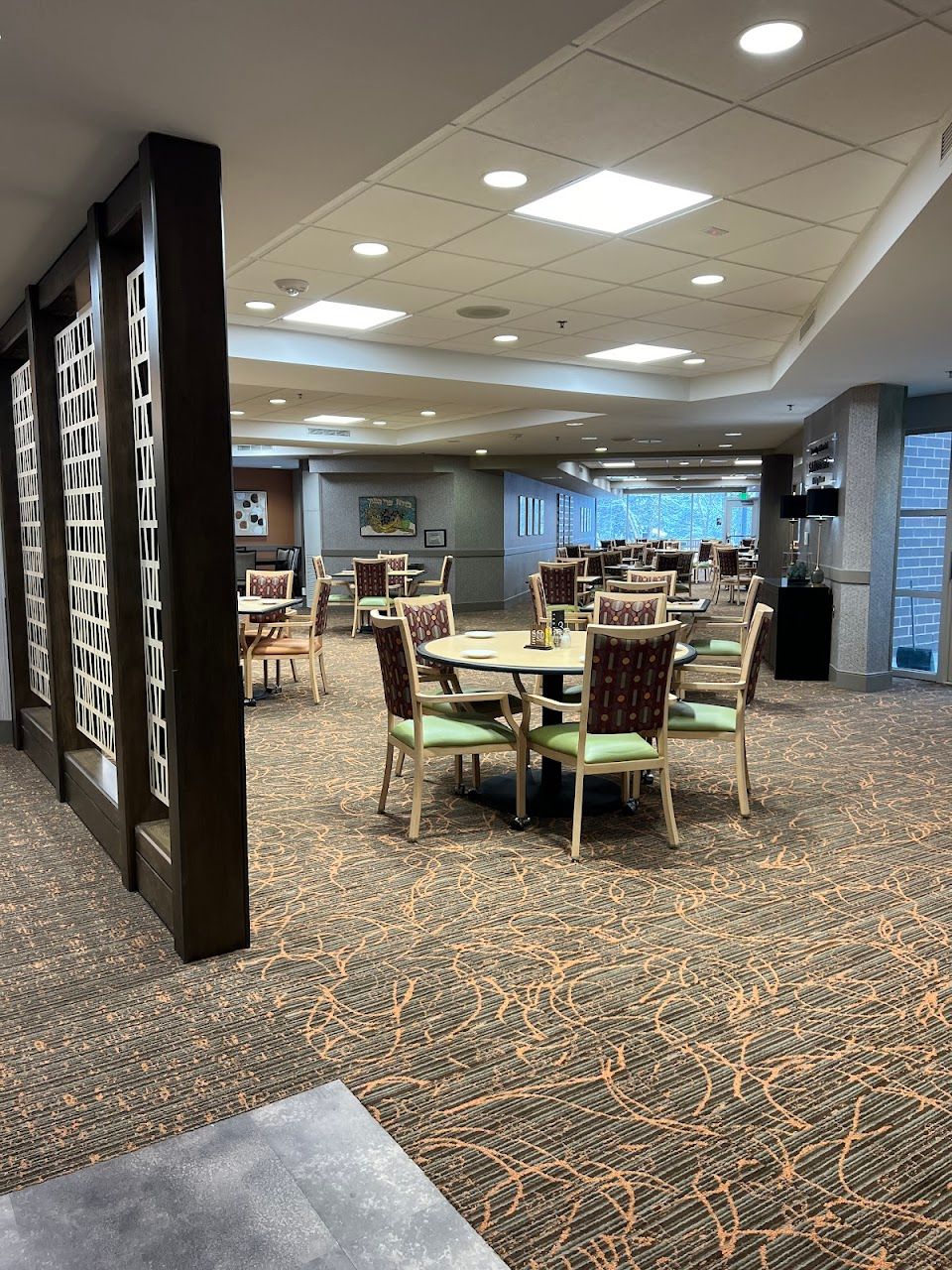 Photo of HECHTMAN I APARTMENTS at 6700 WEST MAPLE ROAD WEST BLOOMFIELD, MI 48322