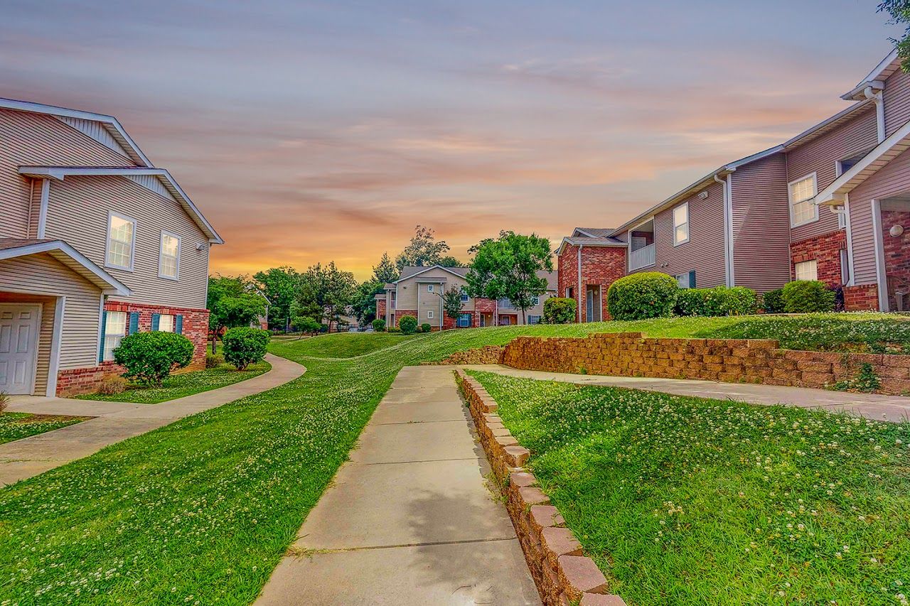 Photo of COVINGTON PARK APTS I. Affordable housing located at 100 COVINGTON PARK DR JACKSON, MS 39212