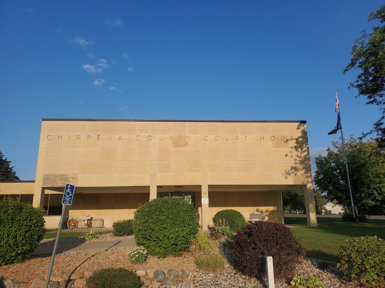 Photo of HOUSING AND REDEVELOPMENT AUTH. OF CHIPP. CO. Affordable housing located at 629 N. 11th Street, County Courthouse MONTEVIDEO, MN 56265