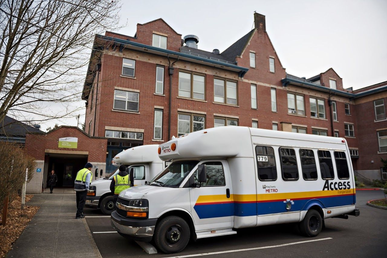 Photo of RAVENNA SCHOOL at 6545 RAVENNA AVENUE NE SEATTLE, WA 98115