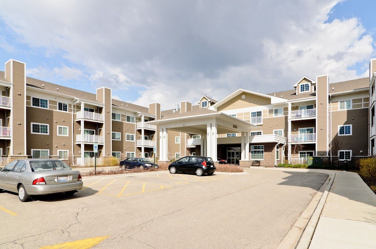 Photo of THOMAS PLACE-GURNEE. Affordable housing located at 501 N HUNT CLUB RD GURNEE, IL 60031