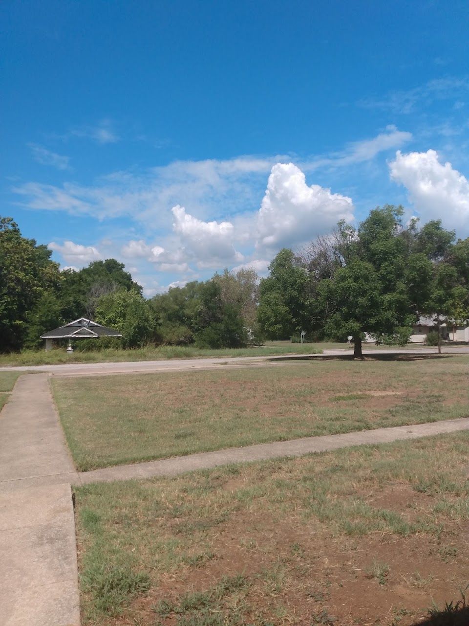 Photo of Housing Authority of the City of Wewoka. Affordable housing located at 316 W 4TH Street WEWOKA, OK 74884