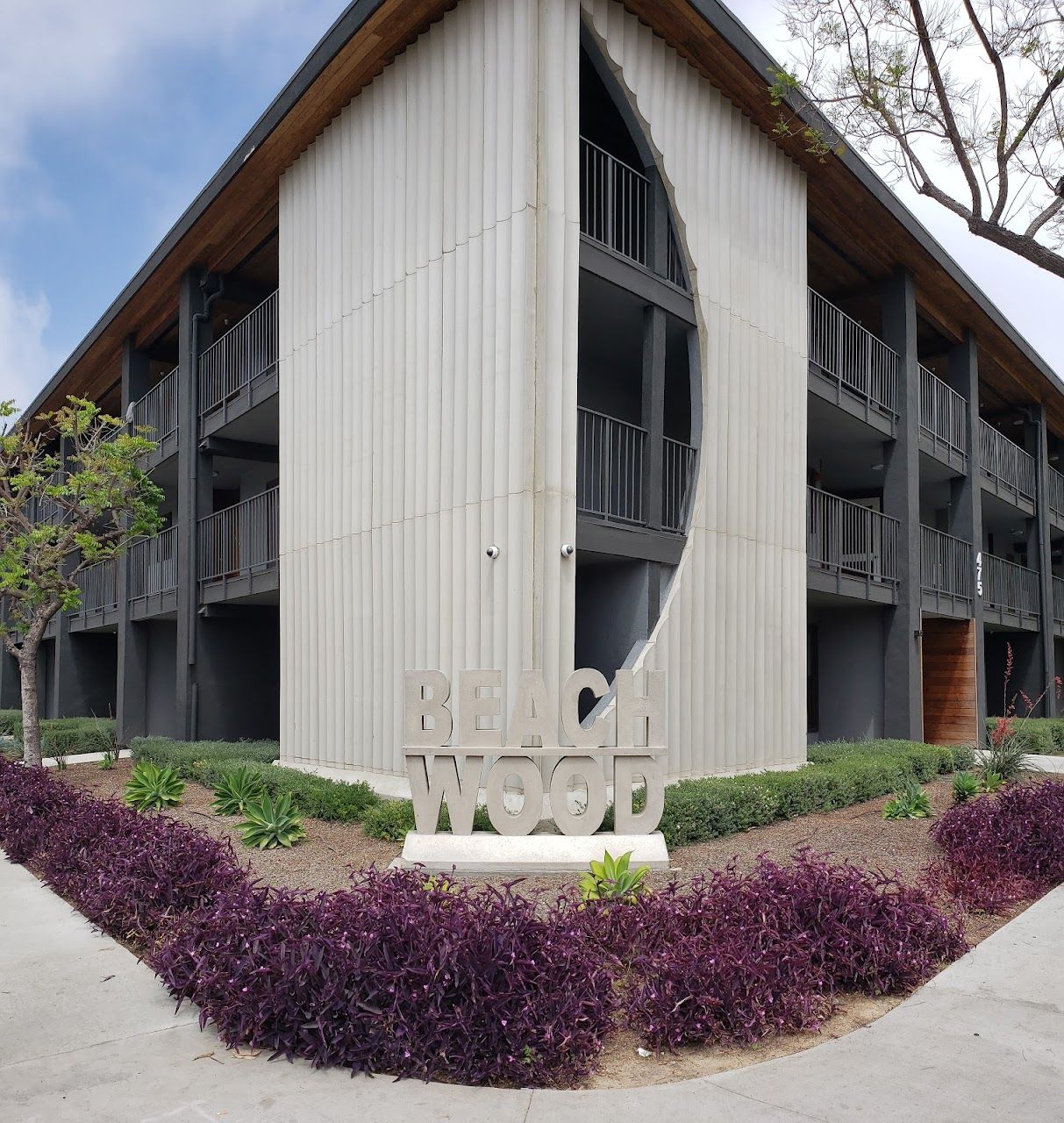 Photo of BEACHWOOD APARTMENTS. Affordable housing located at 475 WEST 5TH STREET AND 505 WEST 6TH STREET LONG BEACH, CA 90802