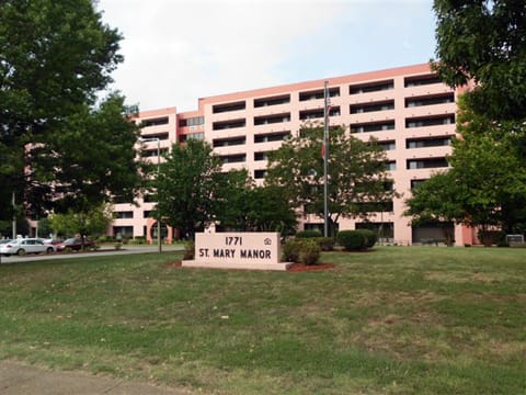Photo of ST. MARY MANOR at 1771 US-45 BYP JACKSON, TN 38305