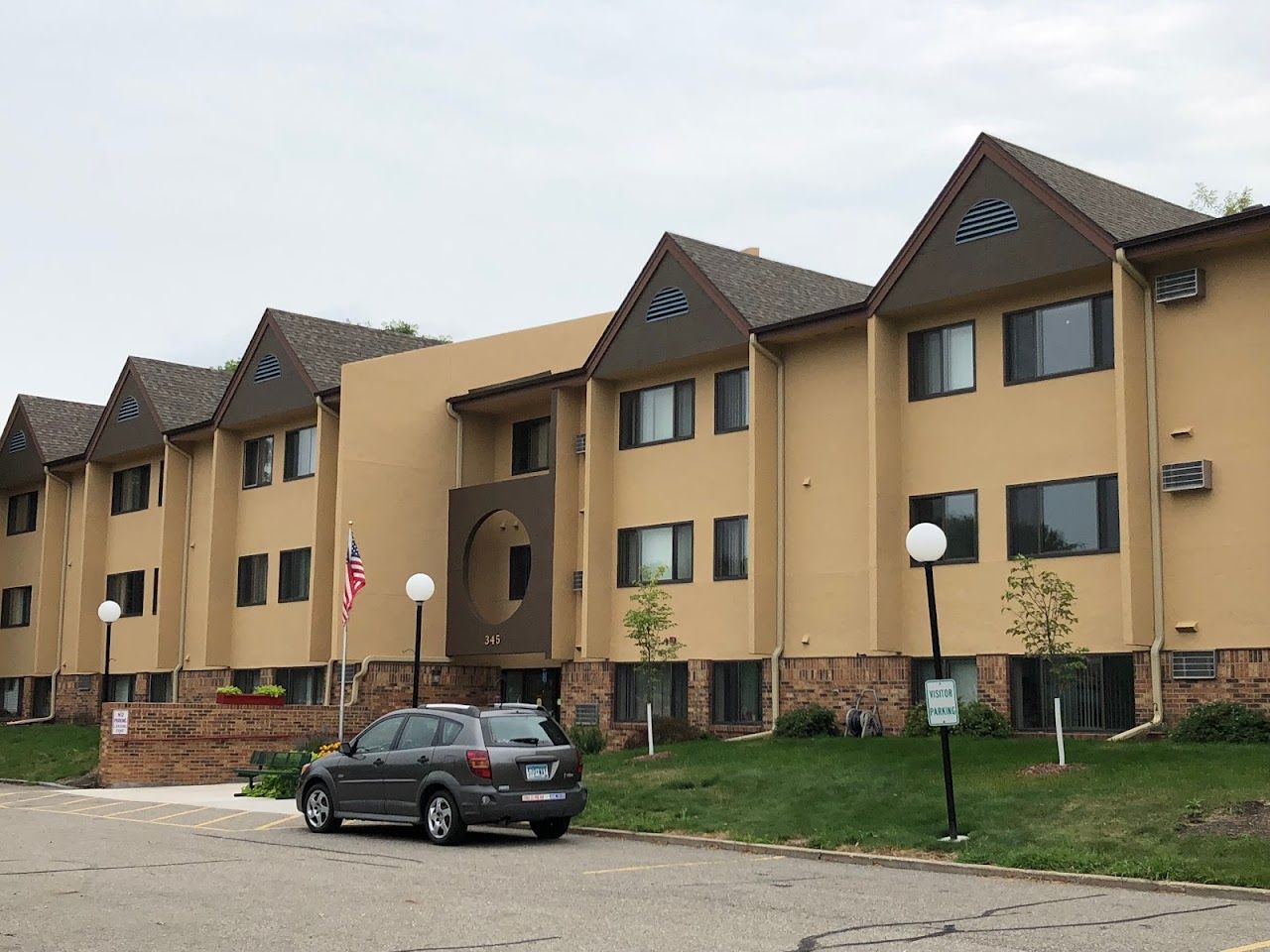 Photo of CEDARDALE PLACE A/K/A CEDARDALE SOUTH at MULTIPLE BUILDING ADDRESSES OWATONNA, MN 55060