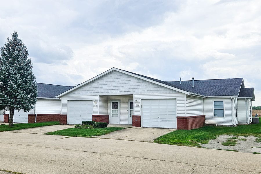 Photo of MEADOWS OF LUKE RIDGE TOWN HOMES at 415 LUKE LN ROCK FALLS, IL 61071