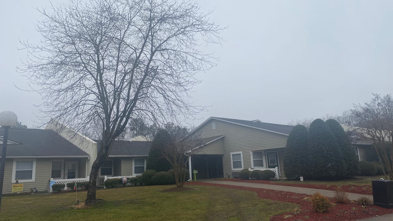 Photo of COURTYARD APTS. Affordable housing located at 500 S COOPER DR HENDERSON, NC 27536