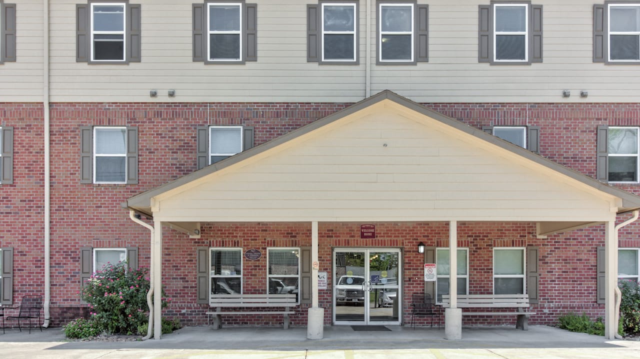 Photo of SULPHUR RETIREMENT COMMUNITY, LLC. Affordable housing located at 503 CYPRESS STREET SULPHUR, LA 70663