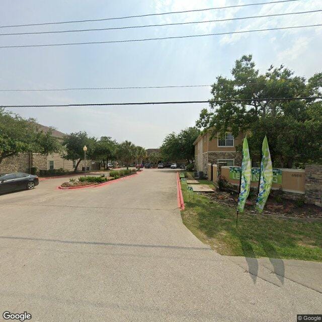 Photo of Bayview Apartments. Affordable housing located at 6900 N Main St Baytown, TX 77521