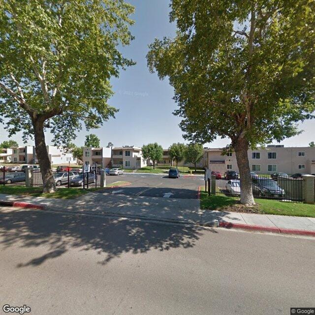 Photo of WOODGLEN VISTA. Affordable housing located at 10450 MAGNOLIA AVENUE SANTEE, CA 92071