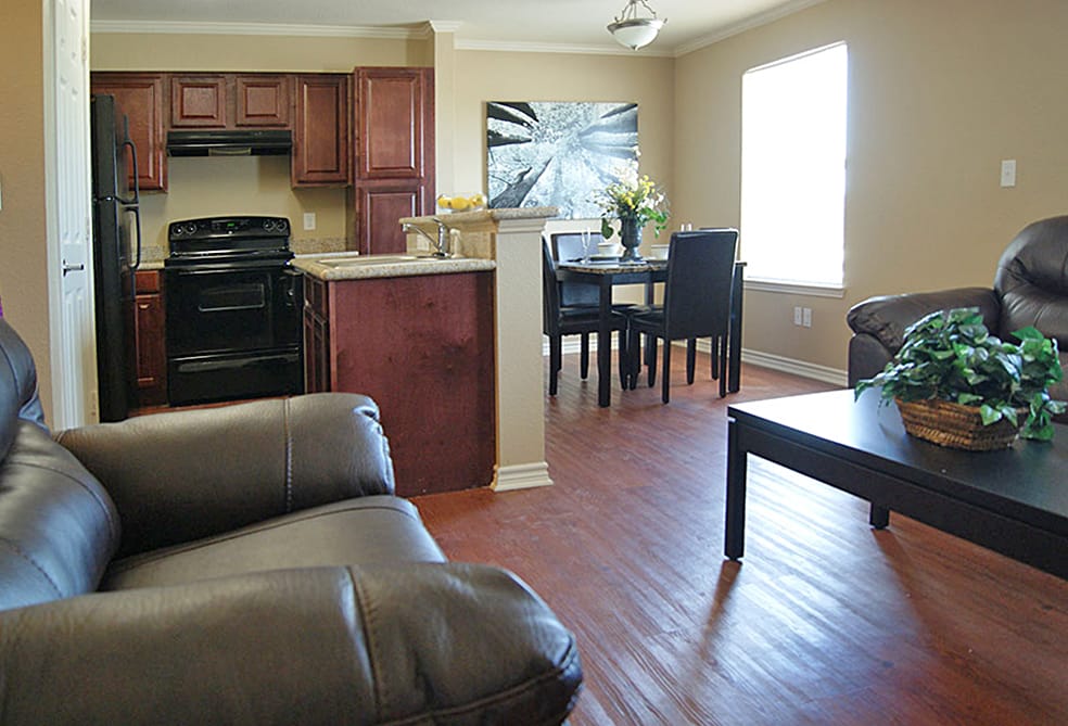 Photo of The Valley at Cobb Park at 1701 E Robert St Fort Worth, TX 76104