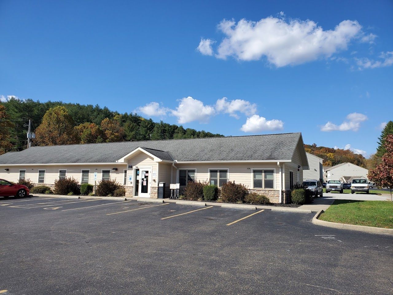 Photo of Hocking Metropolitan Housing Authority. Affordable housing located at 33601 Pine Ridge Dr. LOGAN, OH 43138